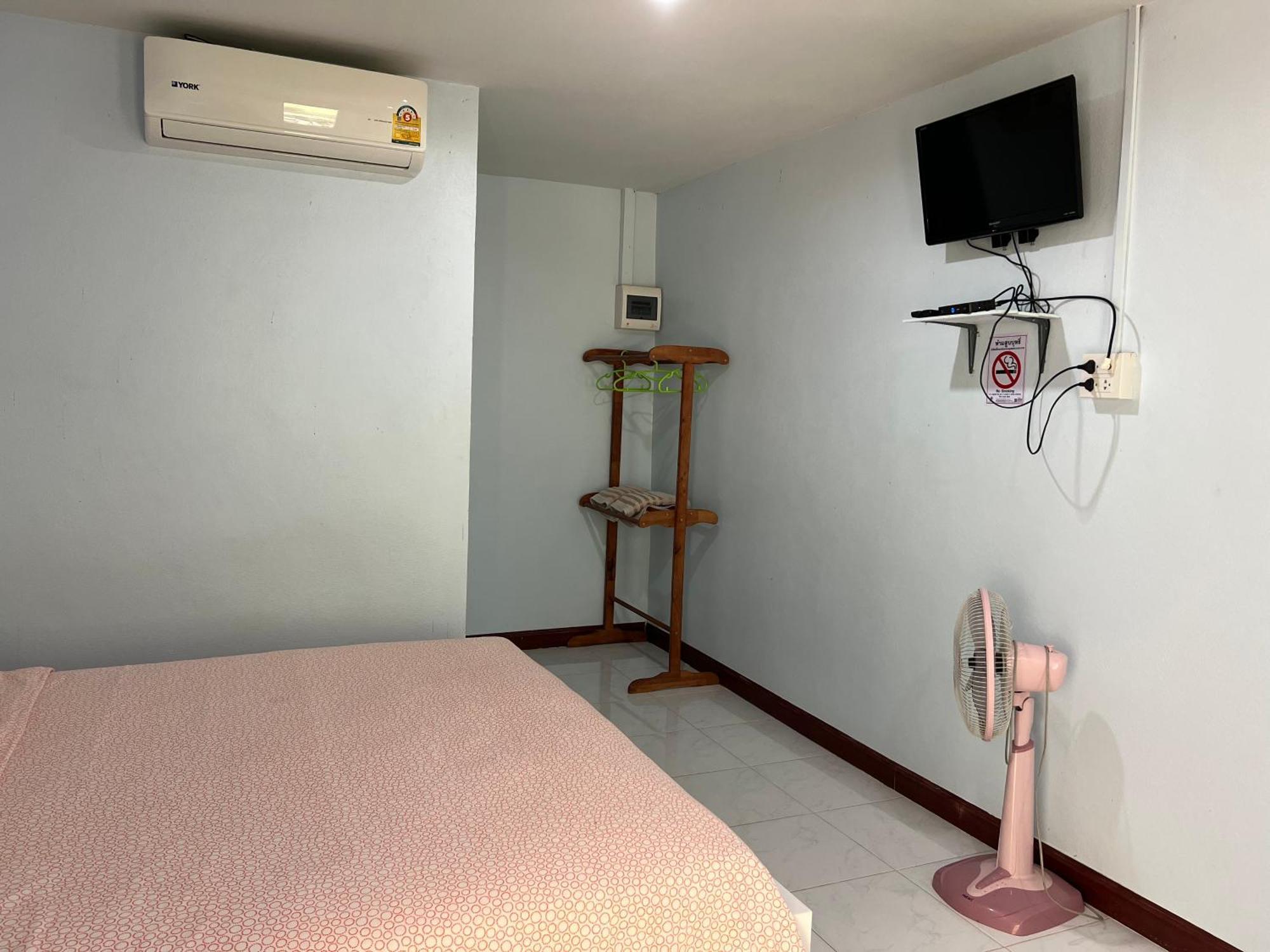 Hotel Baan Suan Tondin Satun Exterior foto