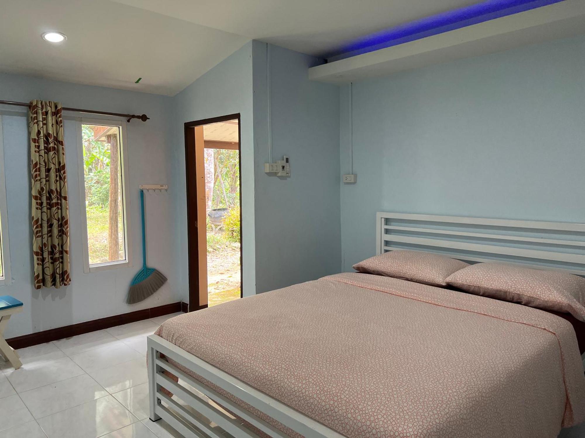 Hotel Baan Suan Tondin Satun Exterior foto